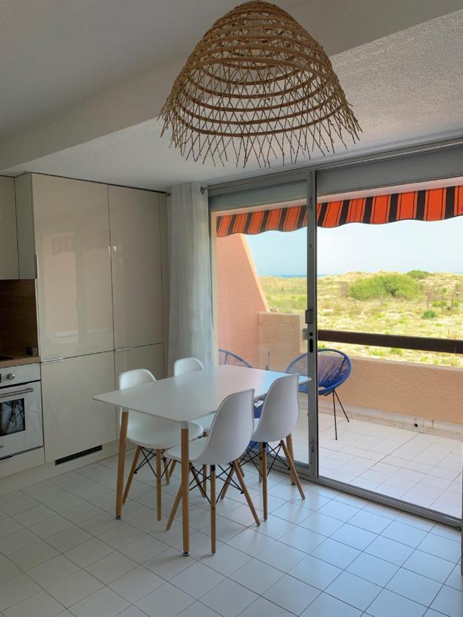 Mon Petit Paradis: Beachfront Dune Views With Private Terrace Apartment *